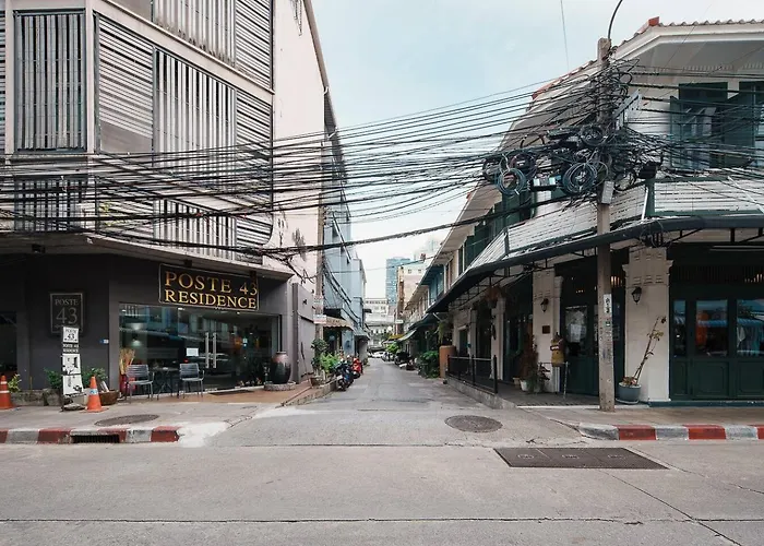펜션 Non The Post Spacious King With Sofa Bed And Living Area Near Riverside And Iconsiam 방콕